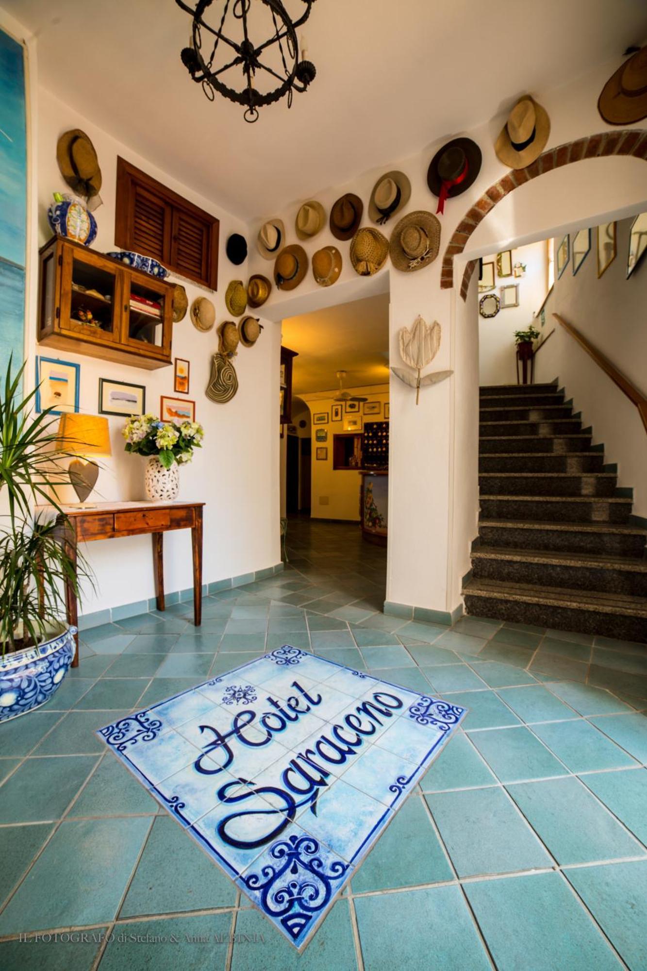 Hotel Saraceno Giglio Porto Esterno foto