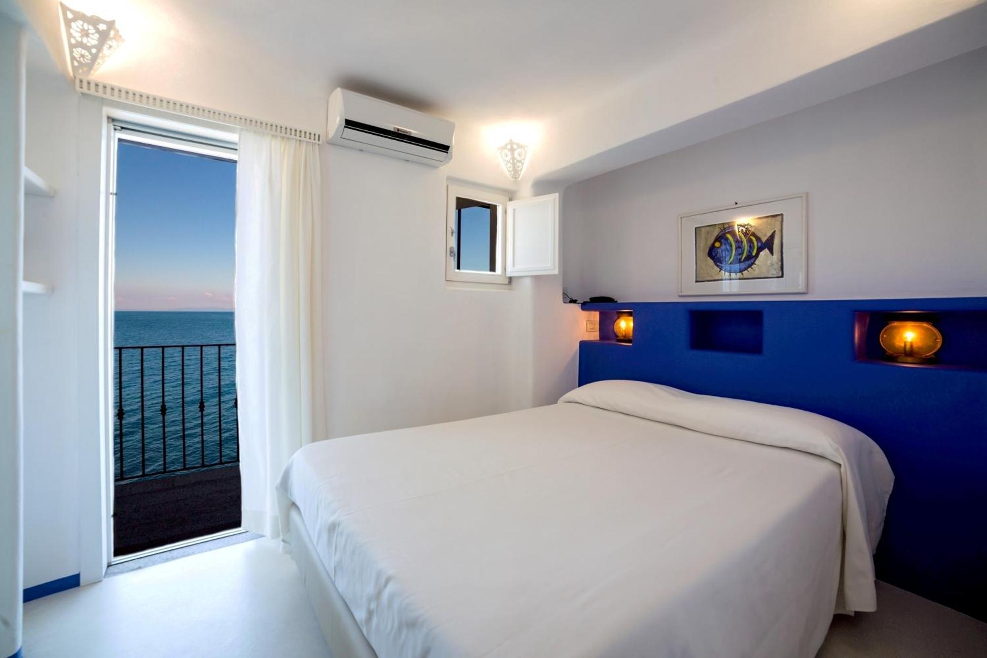 Hotel Saraceno Giglio Porto Esterno foto