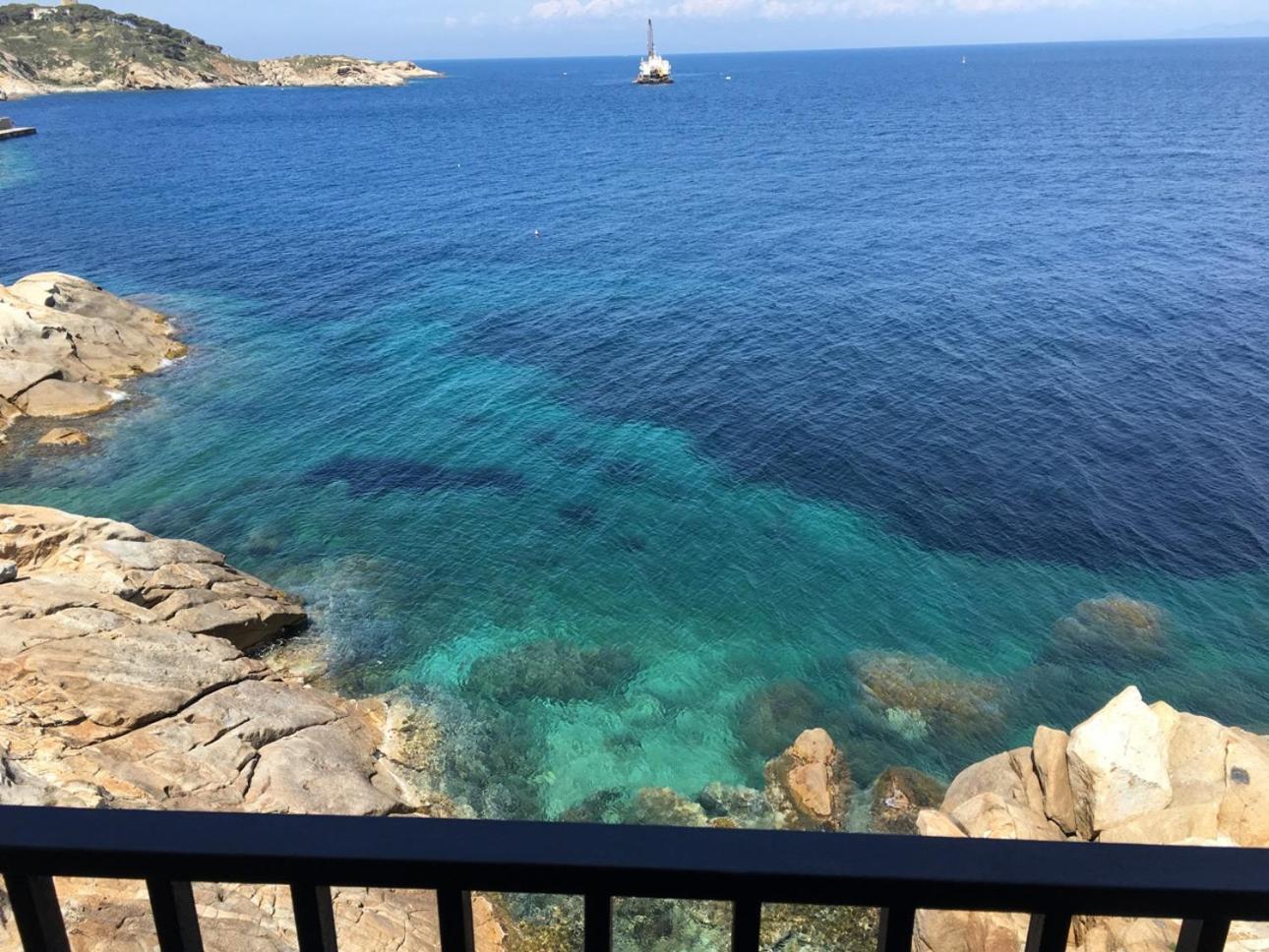 Hotel Saraceno Giglio Porto Esterno foto