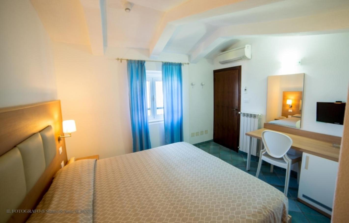 Hotel Saraceno Giglio Porto Camera foto